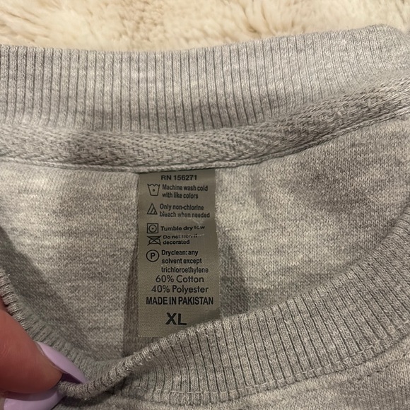 Gray Crewneck Sweater with Minimalist Design - Picture 2 of 3